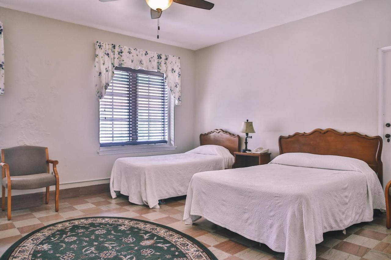 The At Wakulla Springs Inn Crawfordville